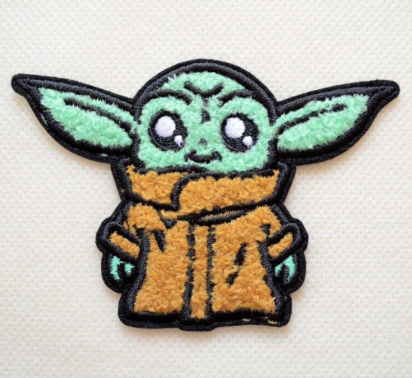 画像1: スターウォーズ マンダロリアン グローグー ワッペン 2WAY シール アイロン 両用 刺繍 キャラクター アップリケ ディズニー (1)