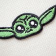 画像2: スターウォーズ マンダロリアン グローグー ワッペン 2個セット ミニ シール アイロン 両用 刺繍 キャラクター アップリケ ディズニー (2)