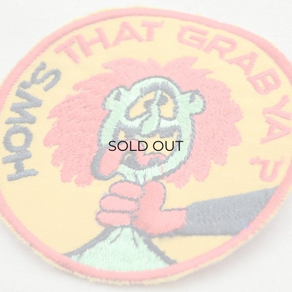 画像2: ヴィンテージレプリカワッペン How's That Grab Ya?(糊なし) (2)
