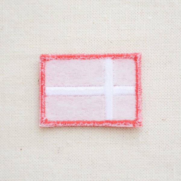 ミニワッペン デンマーク国旗 ダンネブロ(SSサイズ) Denmark Flag WN0007DK-SS