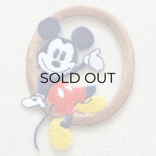 ワッペン ディズニー ミッキーマウス アルファベット(O/ブラウン