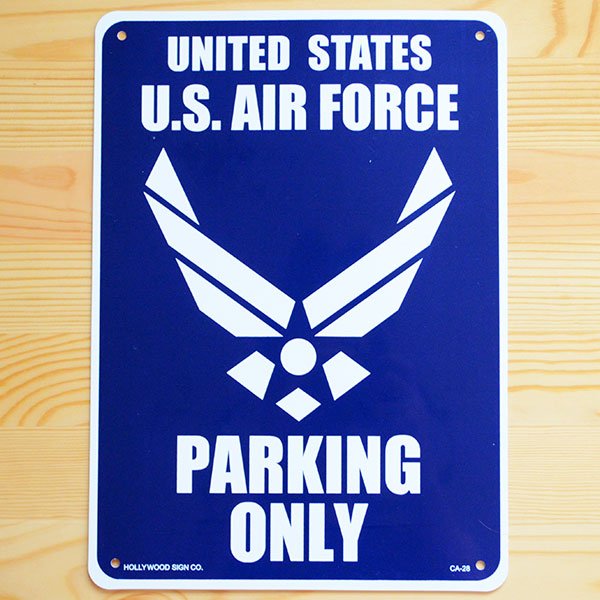 画像1: 看板 プラサインボード アメリカ空軍専用駐車場 U.S.Air Force Parking *メール便不可 (1)