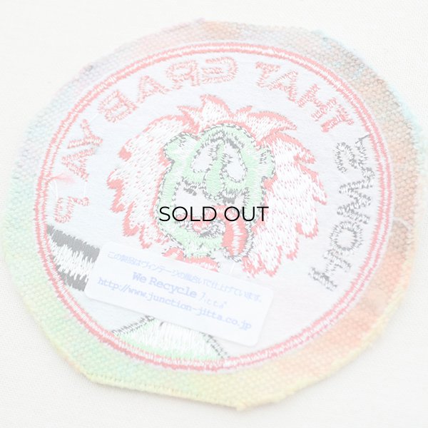 画像3: ヴィンテージレプリカワッペン How's That Grab Ya?(タイダイ/糊なし) (3)