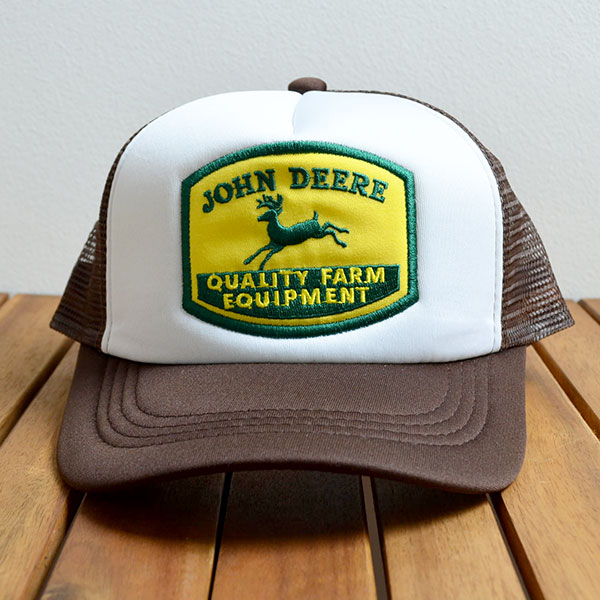 帽子 メッシュキャップ John Deere ブラウン ホワイト メール便不可 ワッペン アップリケ ステッカー バッジ通販 ワッペンストア本店