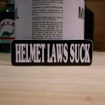 画像: ステッカー　HELMET LAWS SUCK