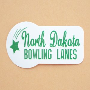 画像1: アドバタイジングステッカー(S) North Dakota Bowling グリーン シール アメリカン 防水仕様 (1)