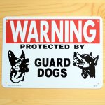 画像: 看板/プラサインボード 番犬に注意 Warning Guard Dogs *メール便不可