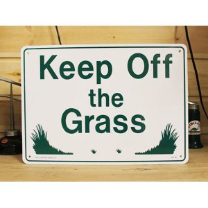 画像1: 看板/プラサインボード 芝生に入るな Keep Off The Grass *メール便不可 (1)